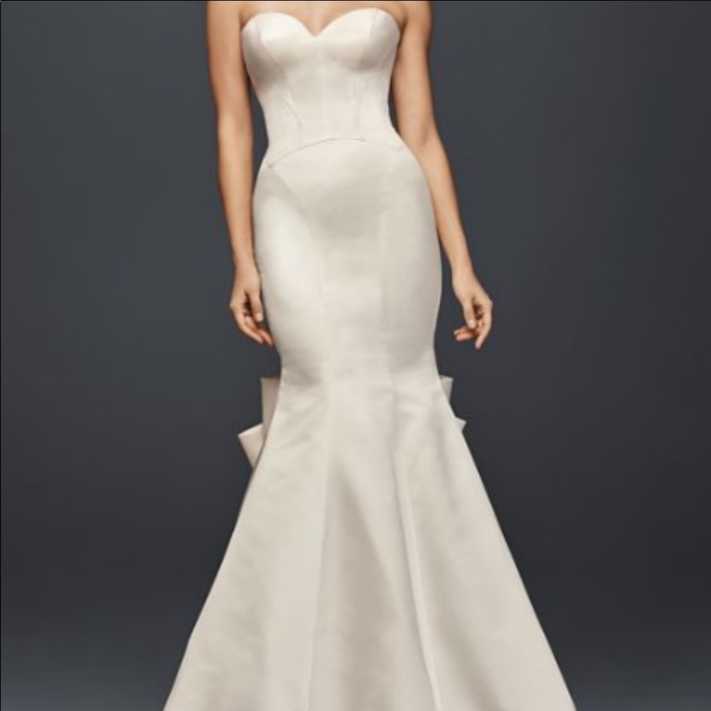 Truly Zac Posen Satin Gown - Picture 3 of 14